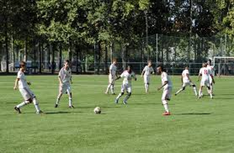 Video: Zadržavanje posjeda i vertikalna penetracija (7v3 rondo)